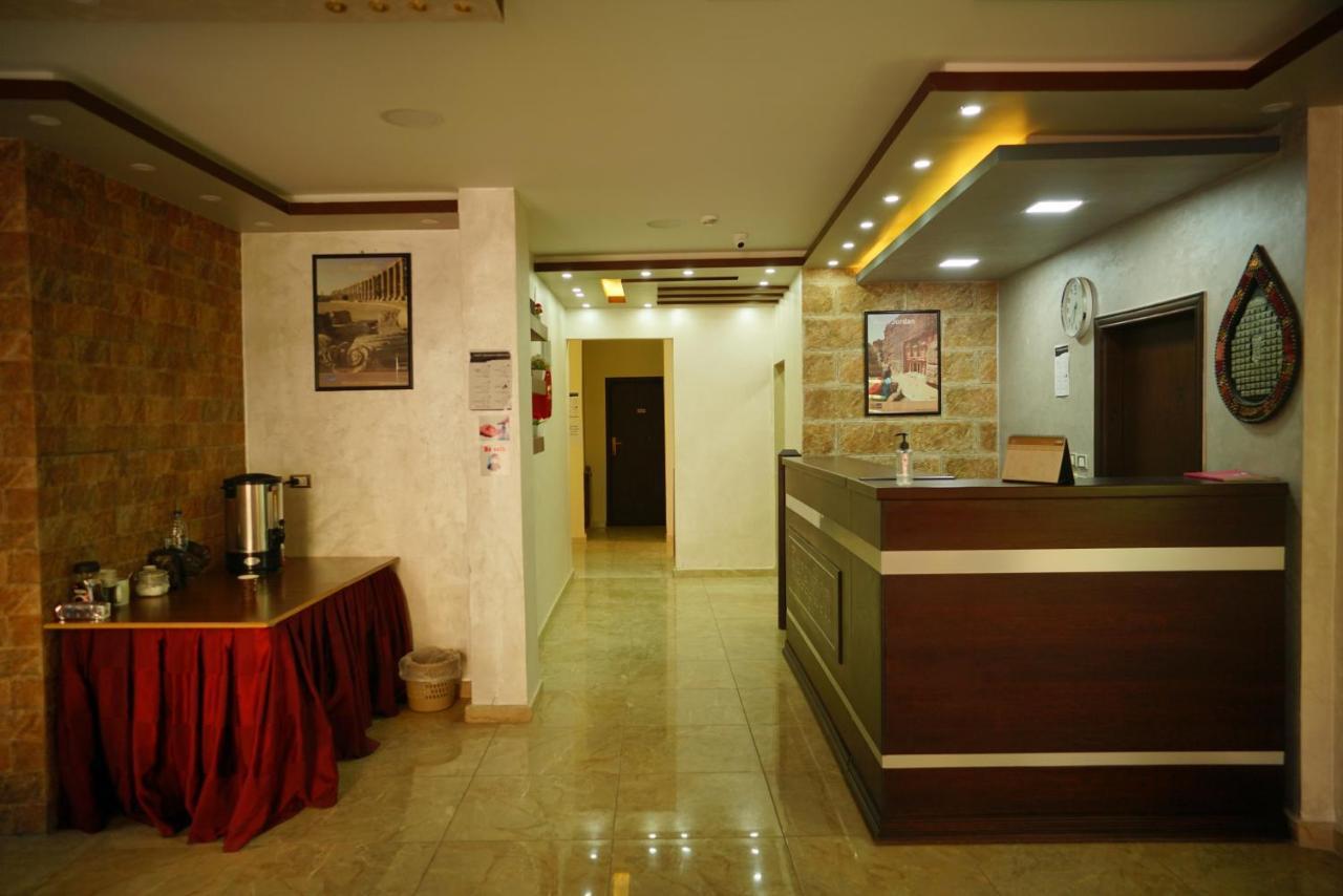 Petra Sofsaf Hotel Wadi Musa Exterior photo